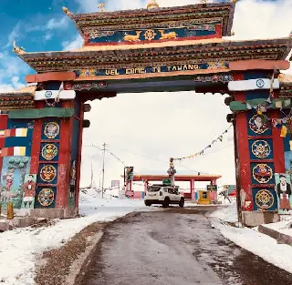 Explore Northeast India's Beauty with Lazytrip